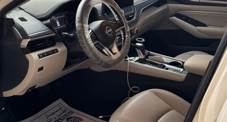 Nissan Altima SL 2.0 turbo Gcc 2023 for sale
