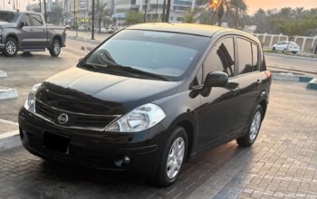 Nissan Tiida Hatchback 2011 for sale