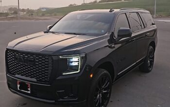 Gmc Youkon Denali black Edition 2024 Gcc