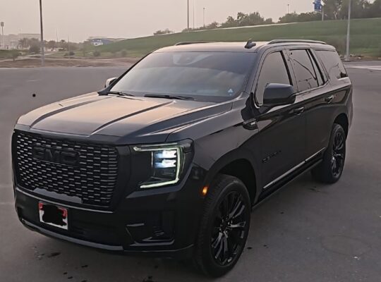 Gmc Youkon Denali black Edition 2024 Gcc