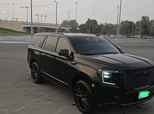 Gmc Youkon Denali black Edition 2024 Gcc