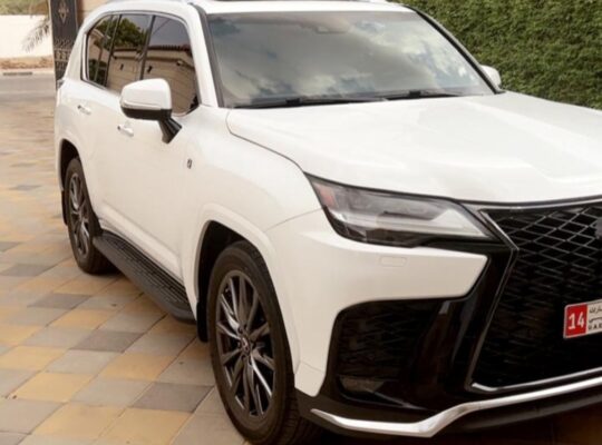 Lexus Lx600 F sport full option 2022 Gcc