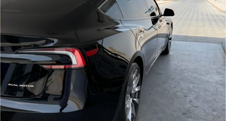 Tesla model 3 long range 2024 Gcc for sale