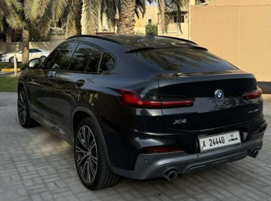 BMW x4 full option Gcc 2021 for sale