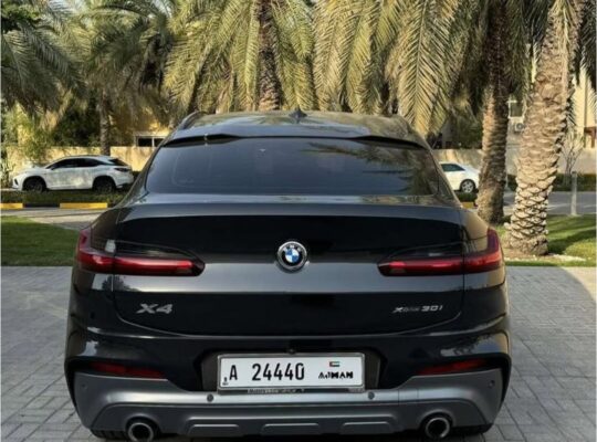BMW x4 full option Gcc 2021 for sale