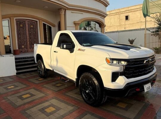 Chevrolet Silverado trail boss coupe 2023 Gcc