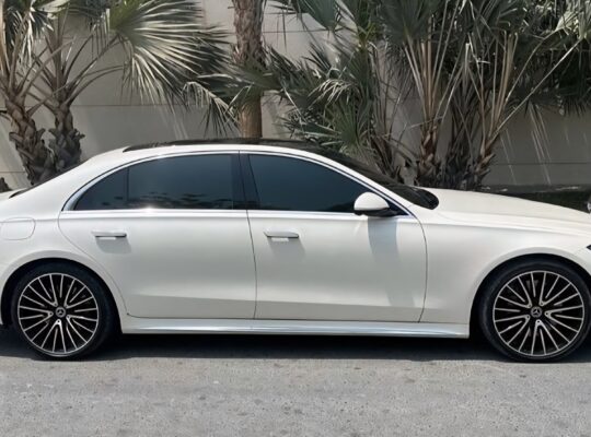 Mercedes S500 fully loaded 2022 Gcc