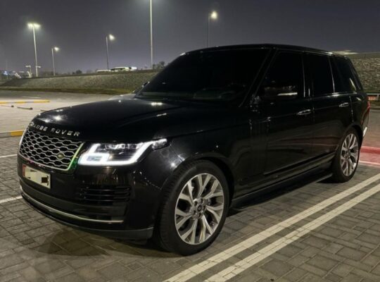 Range Rover vouge SE 2018 Gcc full option