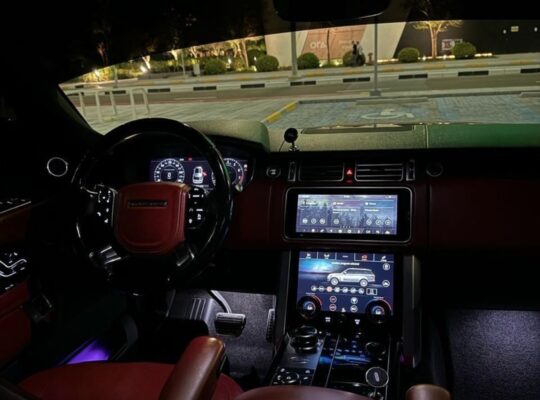 Range Rover vouge SE 2018 Gcc full option