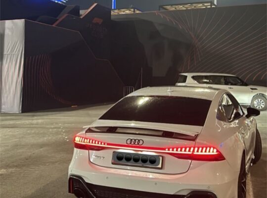 Audi A7 S line full option 2019 Gcc