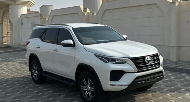 Toyota Fortuner Exr Gcc 2024 Gcc for sale