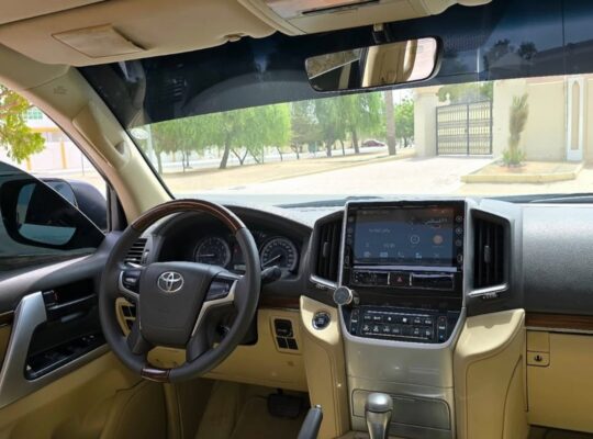 Toyota Land cruiser GXR 2016 Gcc for sale