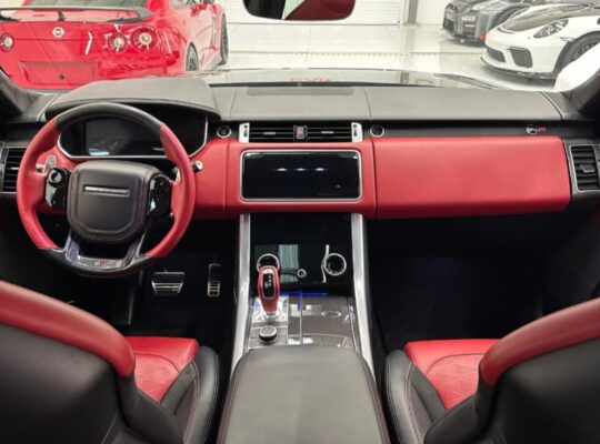 Range Rover sport SVR 2021 Gcc fully loaded