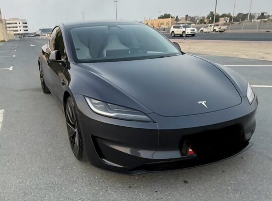Tesla model 3 performance full option 2024 Gcc