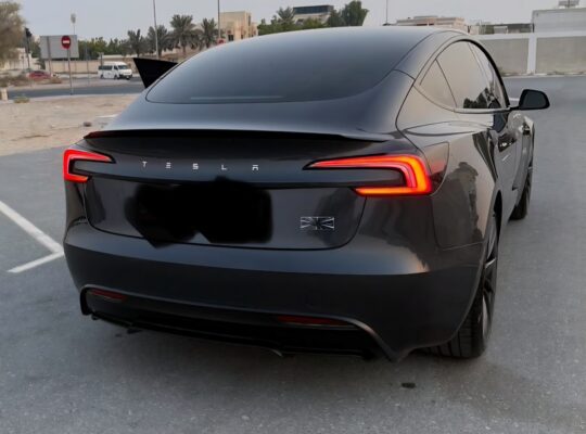 Tesla model 3 performance full option 2024 Gcc