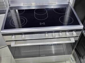 Siemens iq700 model electric ceramic cooker for sa