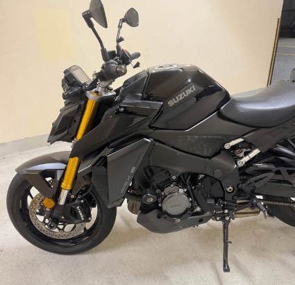 Suzuki GSXS1000 2022 GCC For Sale