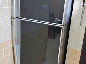 Toshiba brand Refrigerator Large size for sale
