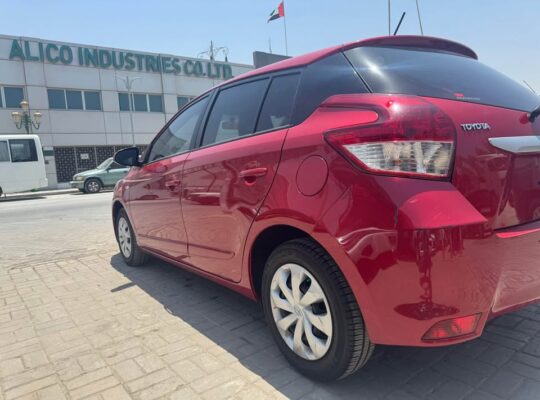 Toyota Yaris Hatch Back 2015 GCC For Sale