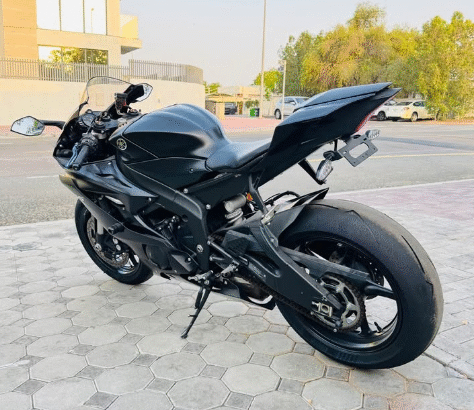 Yamaha R6 2020 In excellent condition for sale