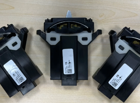 Jaguar XE, F Type Traction control car switch for