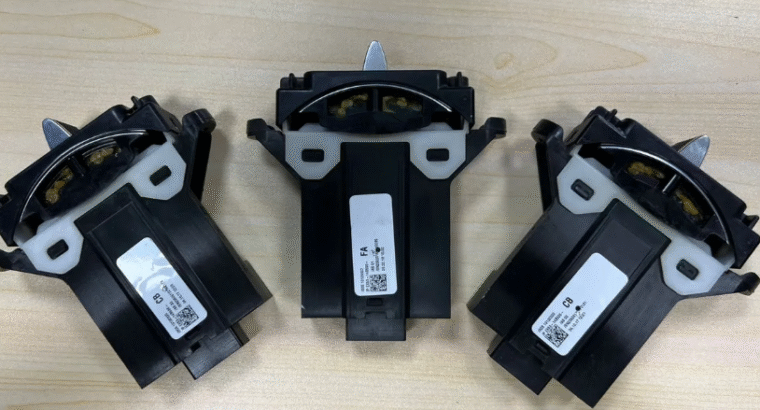 Jaguar XE, F Type Traction control car switch for