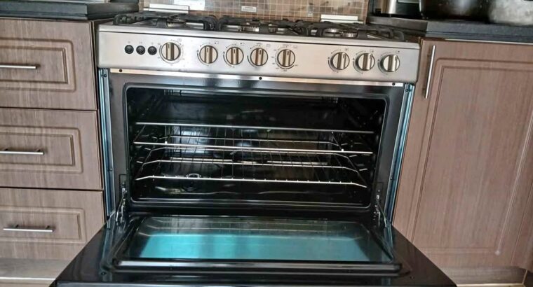 Midea gas cooker is ready for sale