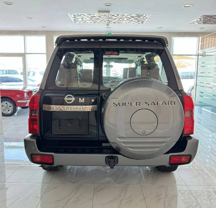 Nissan patrol super Safari 2021 excellent conditio