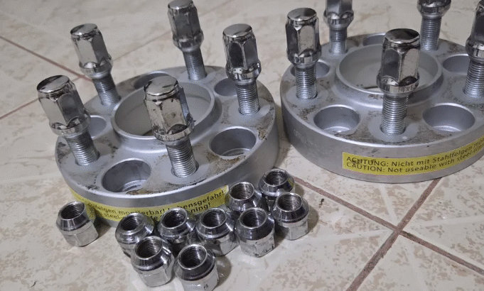 Wheel spacers for ford mustang 2007 for sale