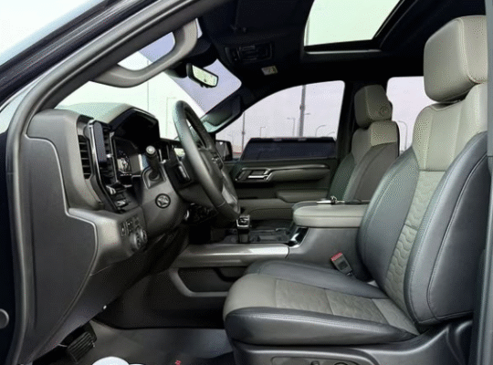 Chevrolet Silverado ZR2 full option 2024 Gcc for s
