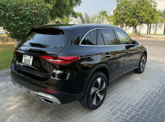 مرسيدس جي ال سي 300 فل اوبشن 2024 بمواصفات امريكية