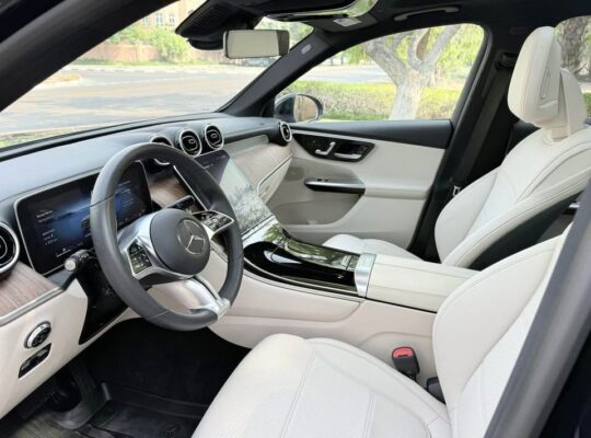 مرسيدس جي ال سي 300 فل اوبشن 2024 بمواصفات امريكية