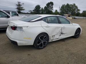 NISSAN ALTIMA SR 2025