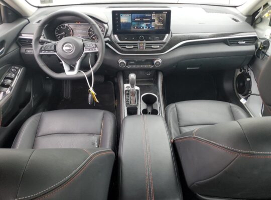 NISSAN ALTIMA SR 2025
