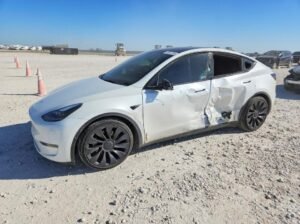 TESLA MODEL Y 2023 Auto auction