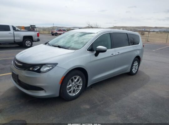 CHRYSLER VOYAGER LX 2022 Auto Auction