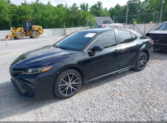 TOYOTA CAMRY SE 2023 Auto action