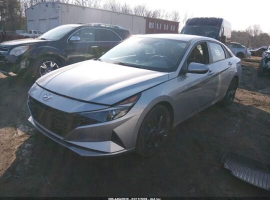 HYUNDAI ELANTRA SEL 2022 Auto Auction – sold,,,,,
