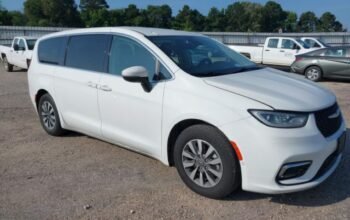 CHRYSLER PACIFICA HYBRID TOURING L Auto Auction