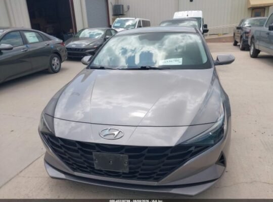 HYUNDAI ELANTRA SE 2023 Auto Auction – SOLD