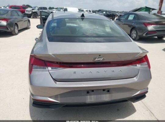HYUNDAI ELANTRA SE 2023 Auto Auction – SOLD