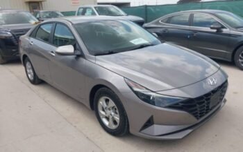 HYUNDAI ELANTRA SE 2023 Auto Auction – SOLD