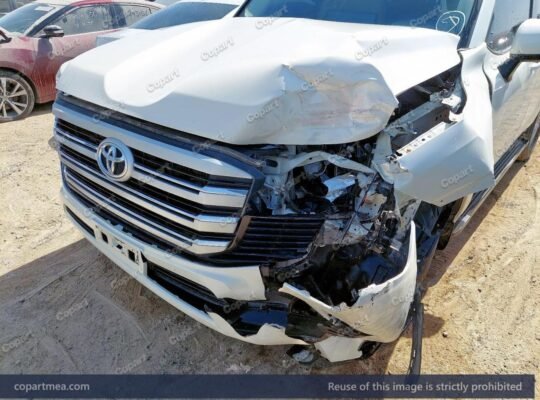 Toyota Land Cruiser 2024 – Auto auction – sold,,,,