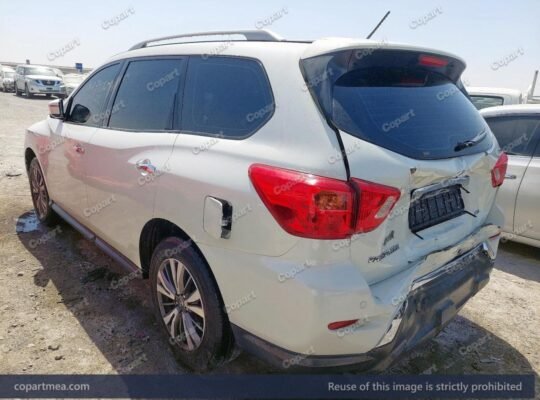 NISSAN PATHFINDER 2018 – Auto auction ( sold ) ,,,,