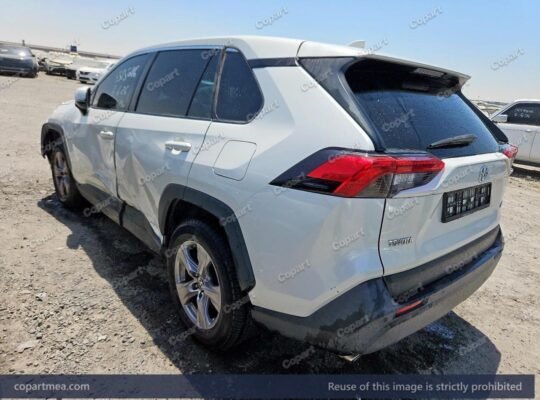 TOYOTA RAV4 – 2022 – Auto auction … SOLD…….