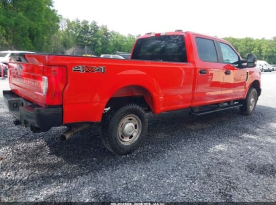 SOLD – FORD F-350 XL 2022 Auto Auction