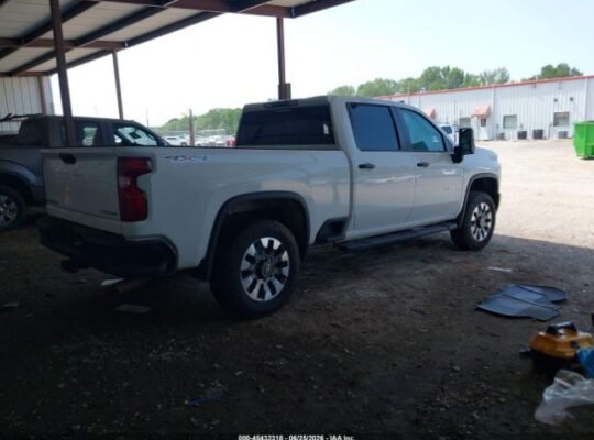 SOLD – CHEVROLET SILVERADO 2500HD 2022 Auto Auction