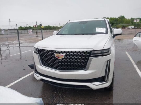 SOLD – CADILLAC ESCALADE ESV 2023 A uto Auction