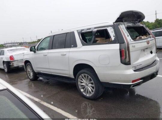 SOLD – CADILLAC ESCALADE ESV 2023 A uto Auction