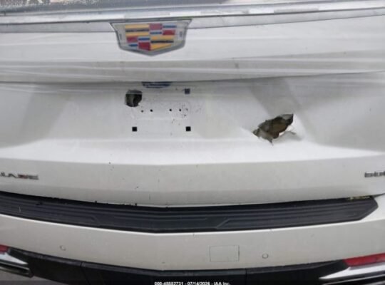 SOLD – CADILLAC ESCALADE ESV 2023 A uto Auction